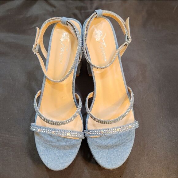 BRAND NEW FOREVER DENIN BLOCK HEEL VERSATILE STUDDED WITH PEARL SANDAL G1 - Picture 3 of 15